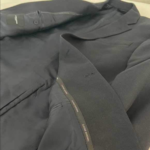 Costume National Homme Classic Dark Navy Blazer. EU/Italian 50 = US 40 Reg (40R) - Picture 4 of 13